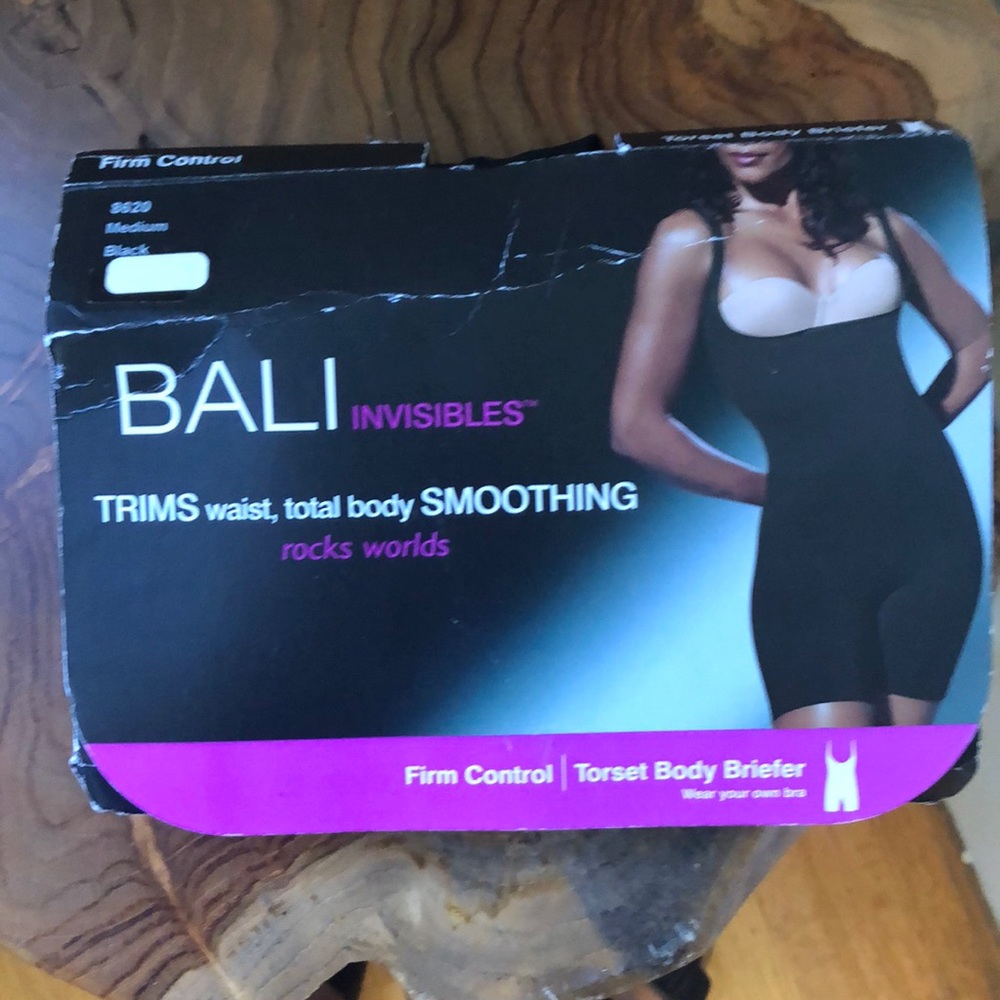 Bali shapewear size Medium in black